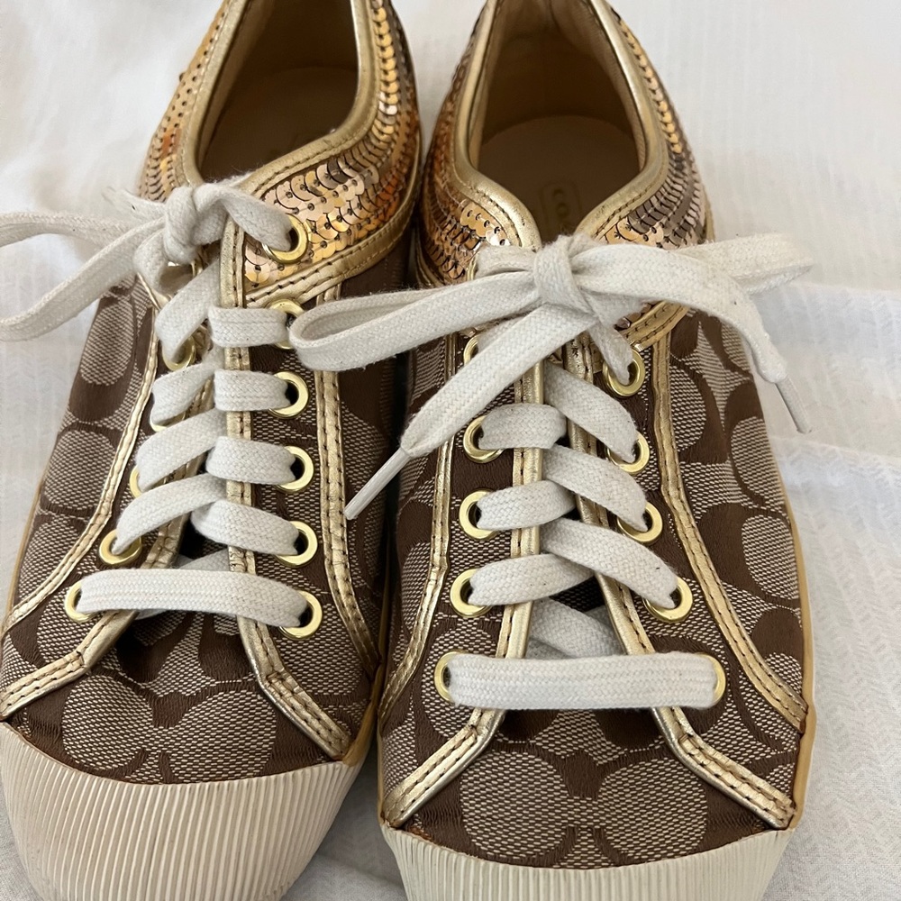 Coach sneakers size 7